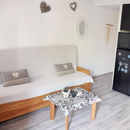 Maison Entre Mer Et Etang 르발카레스 외부 사진